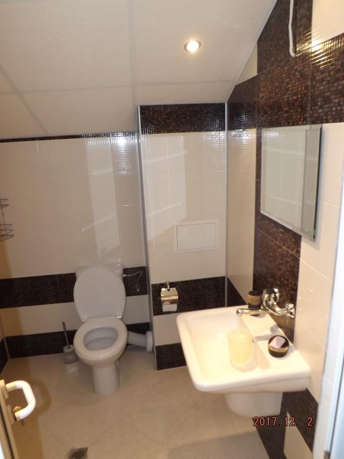 ريزوفو Faina Guest House المظهر الخارجي الصورة